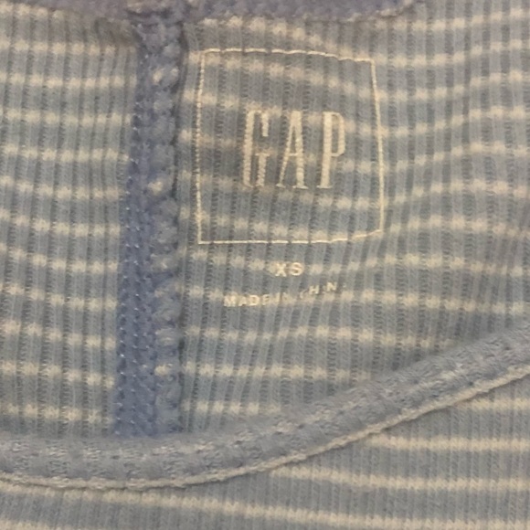 Gap light blue and white striped tank top with asymmetrical bottom, XS - Picture 4 of 5